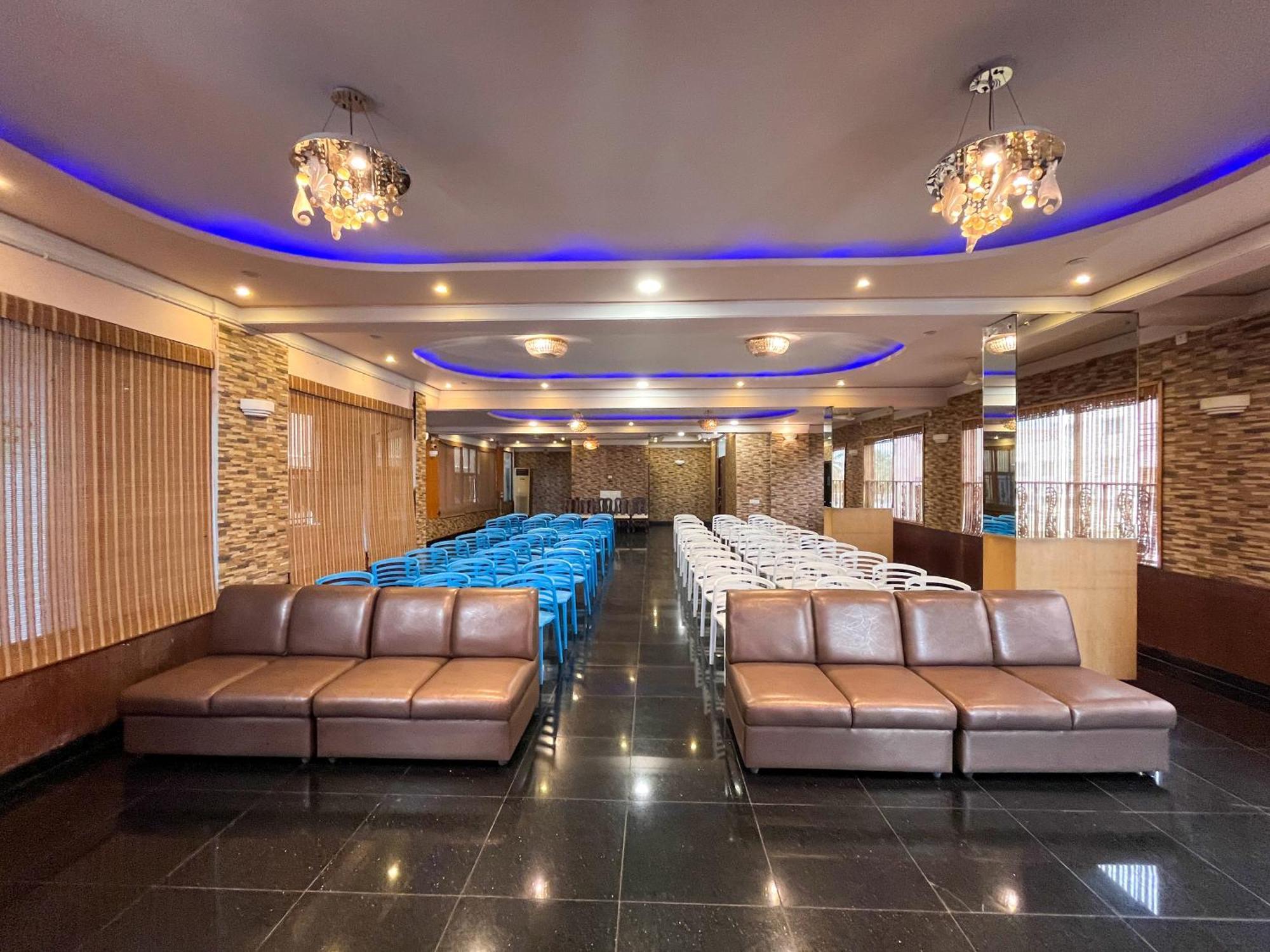 Ananya Comfortss Hospet Exterior photo