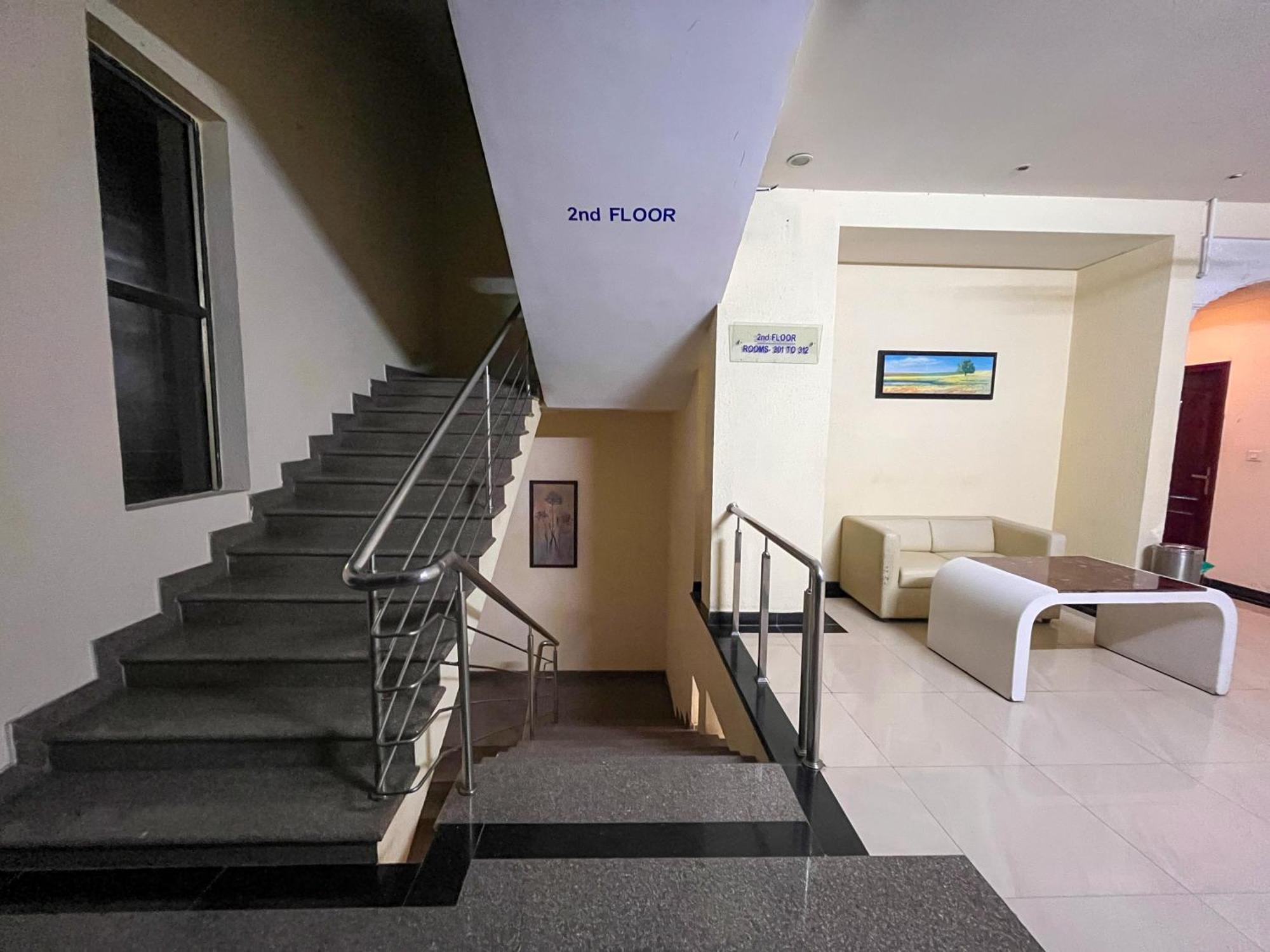 Ananya Comfortss Hospet Exterior photo